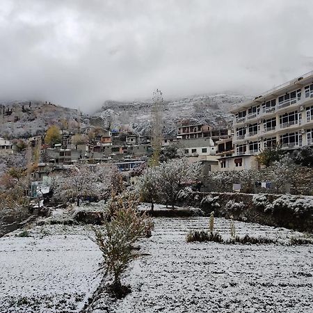 Hilltop Hotel, Hunza Karimabad  Exteriör bild