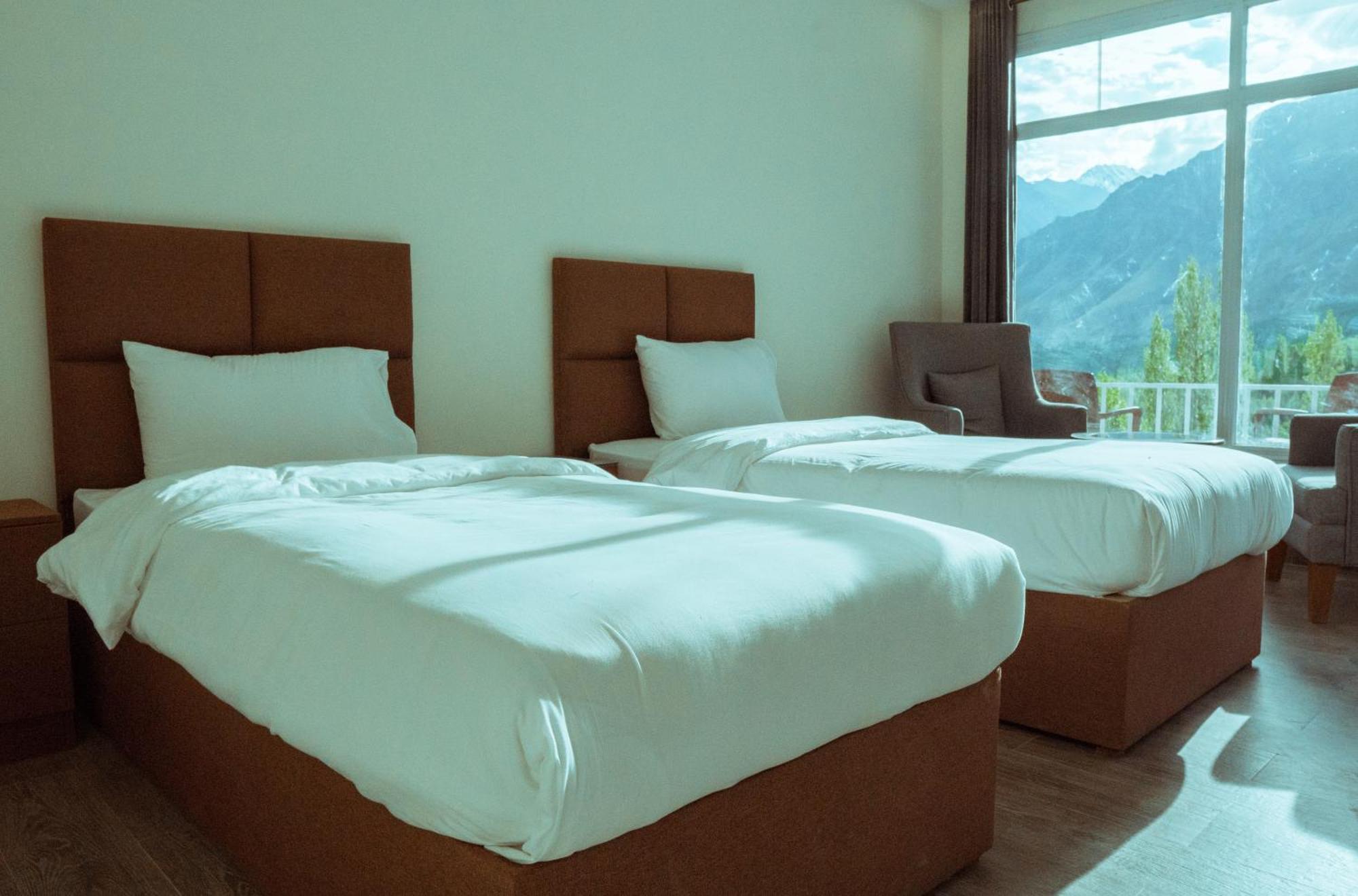 Hilltop Hotel, Hunza Karimabad  Exteriör bild