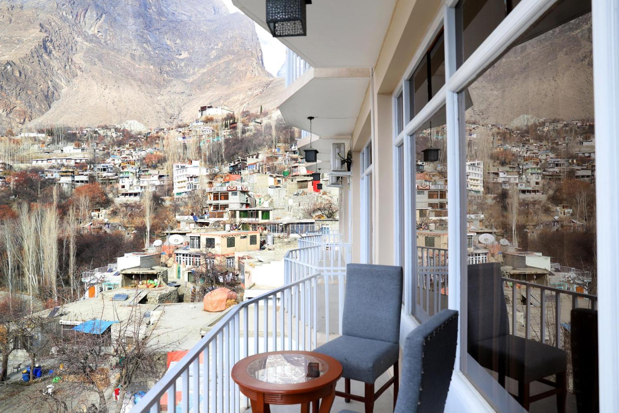 Hilltop Hotel, Hunza Karimabad  Exteriör bild